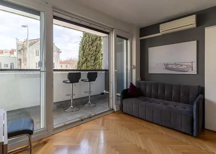 Royal Luxe 스플리트